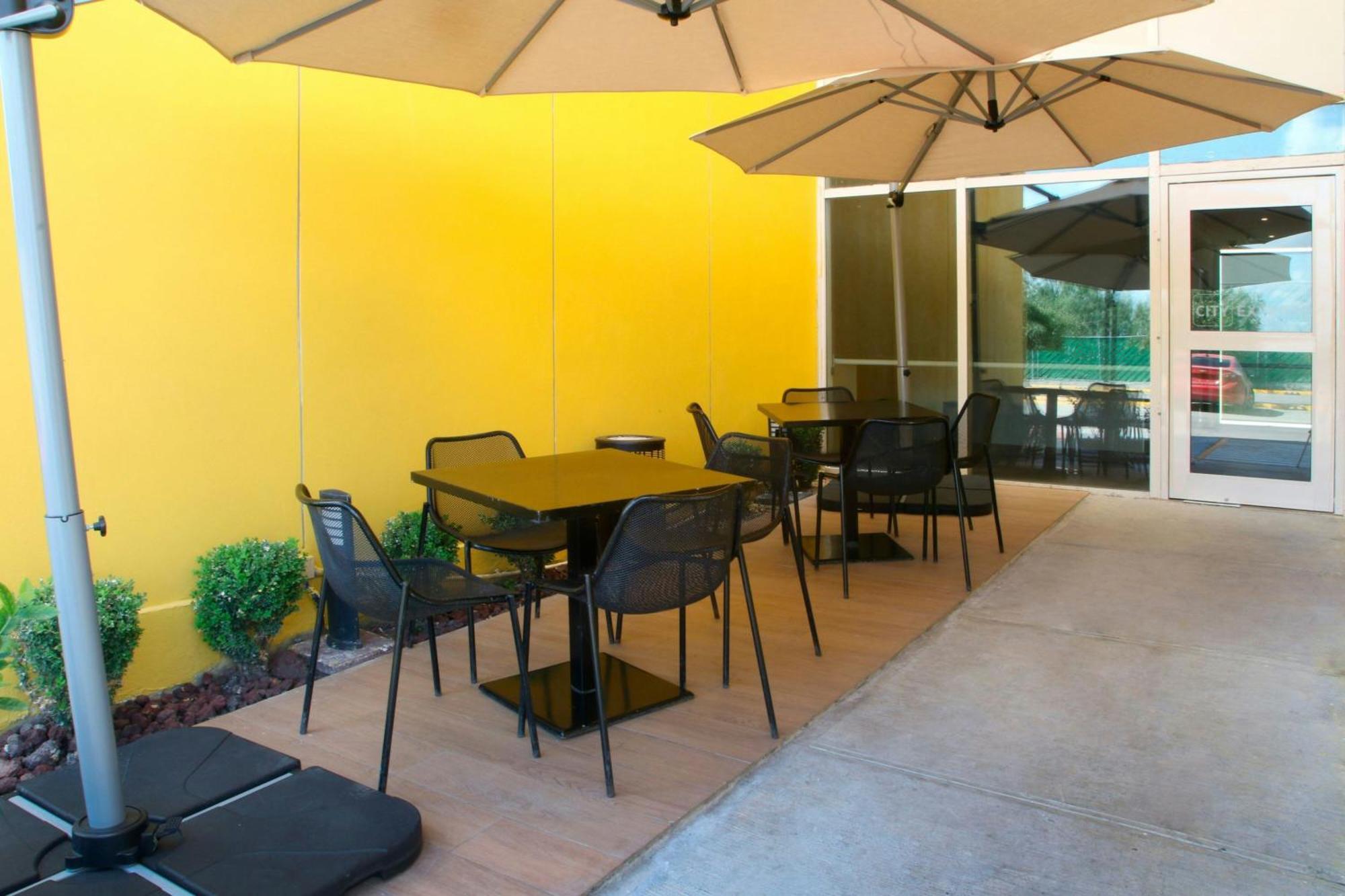 City Express By Marriott Reynosa Exterior photo