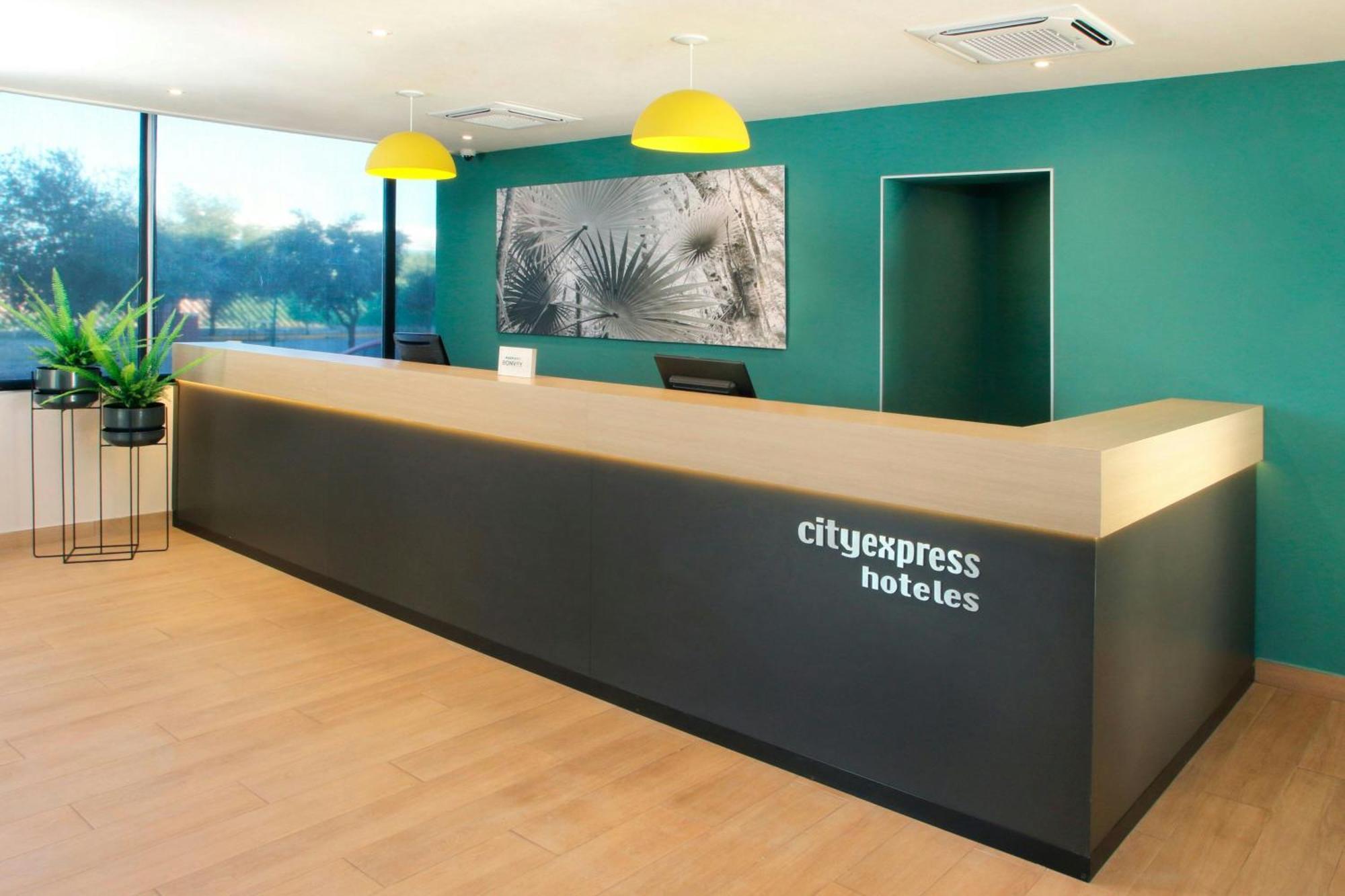 City Express By Marriott Reynosa Exterior photo